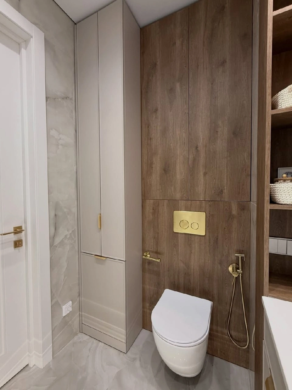bathroom remodel Dana Point marble-style wall tile